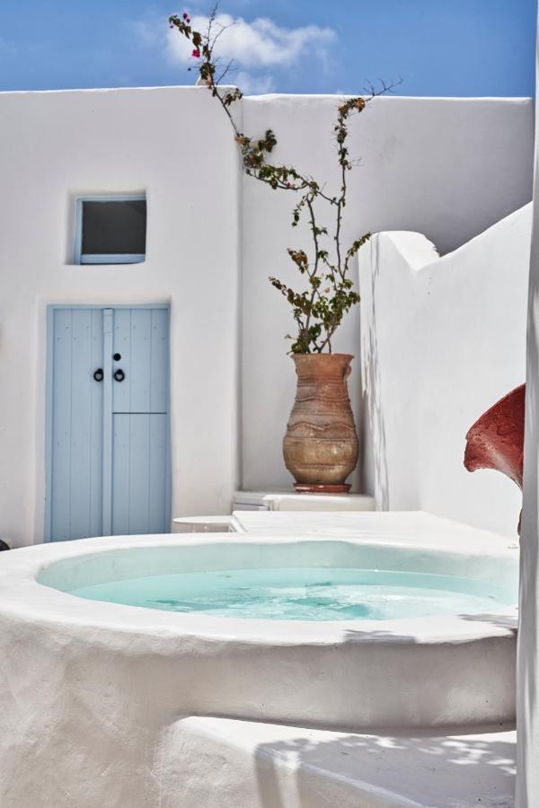 2 Bedroom Charming Villa With Outdoors Jacuzzi Мегалохори Екстериор снимка